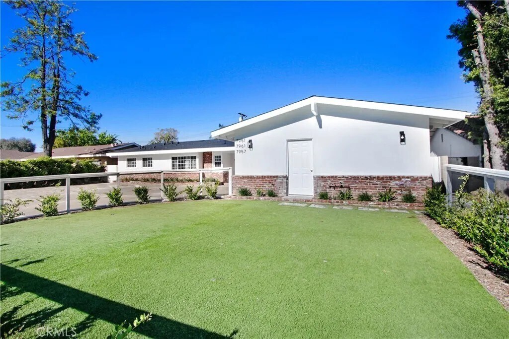 7951 Maestro Ave, Unit ADU FOR RENT in Canoga Park, CA - Foto de edificio