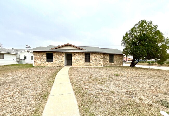 property at 1714 Westmar Dr