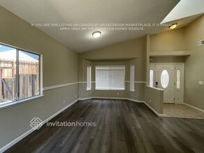 420 Hannigan Way in Vallejo, CA - Building Photo - Building Photo