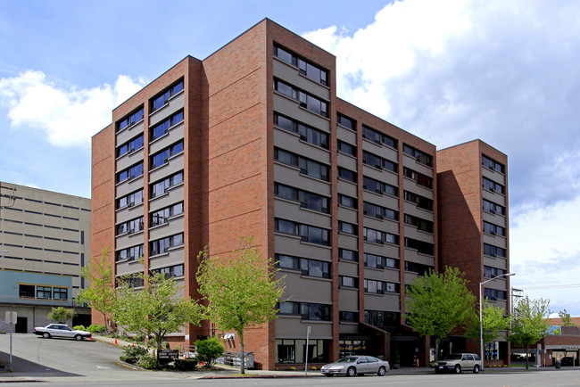 Broadway Plaza in Everett, WA - Building Photo - Building Photo