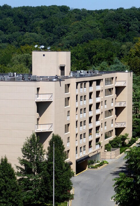 Brandywine Park Condominiums in Wilmington, DE - Building Photo