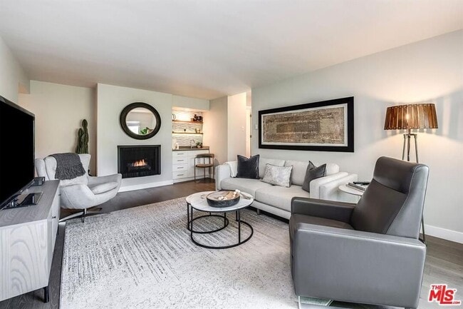 property at 832 Euclid St