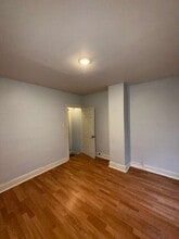 27 Hewitt St in Trenton, NJ - Building Photo - Building Photo