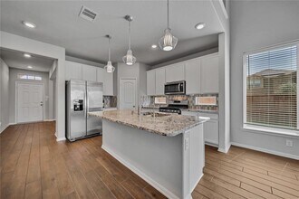 5003 Brewcastle Ln in Park Row, TX - Building Photo - Building Photo