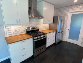 2005 Joan Way in Sacramento, CA - Building Photo - Building Photo