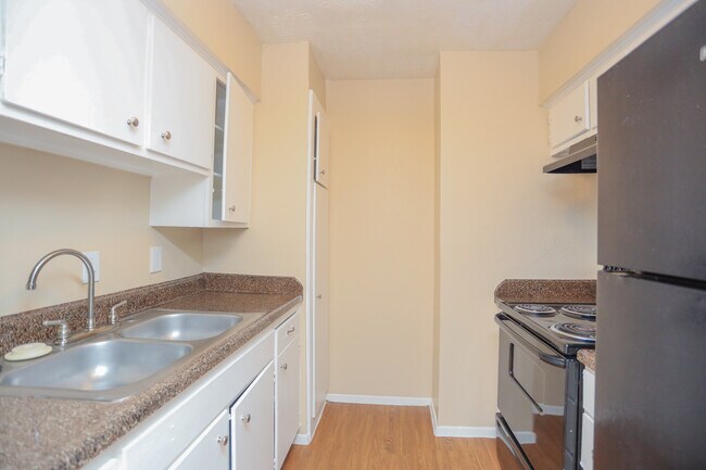 Vista Park Apartments in Dallas, TX - Foto de edificio - Interior Photo