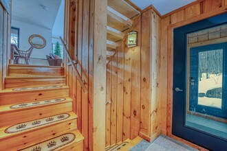 71 Easterly Rd in Lincoln, NH - Building Photo - Building Photo