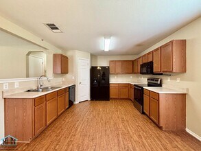 3902 Angel Trumpet in San Antonio, TX - Building Photo - Building Photo