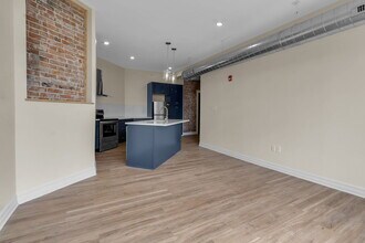 507 Niagara St in Buffalo, NY - Building Photo - Building Photo