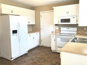 3368 Marrast Dr in Clarksville, TN - Building Photo - Building Photo