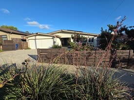 448 Court Ave in Ventura, CA - Building Photo