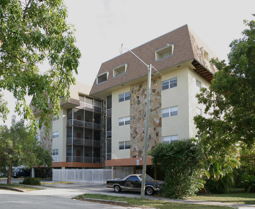 Pier 43 in Hollywood, FL - Foto de edificio