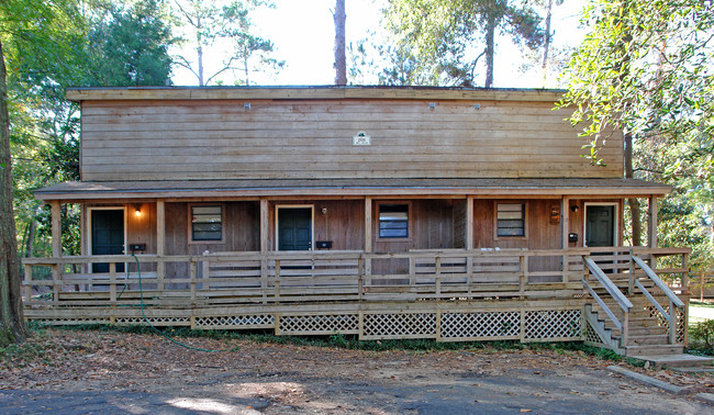 Treehouse Townhomes in Tallahassee, FL - Building Photo - Building Photo