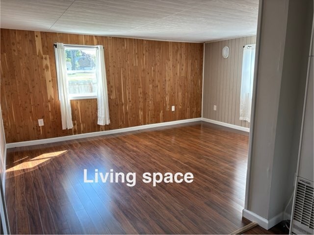 304 S Beck St, Unit #2 in Sebewaing, MI - Building Photo - Building Photo