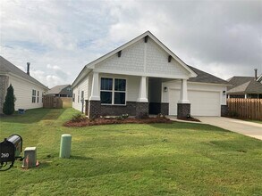 260 Hedgefield Dr in Prattville, AL - Building Photo - Building Photo