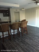 3909 W Cleveland St-Unit -# 106 in Tampa, FL - Building Photo - Building Photo