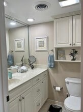 974 NW Spruce Ridge Dr in Stuart, FL - Building Photo - Building Photo