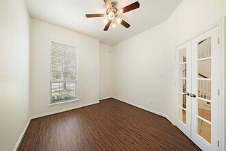 3818 Orchard Springs Ct in Sugar Land, TX - Foto de edificio - Building Photo