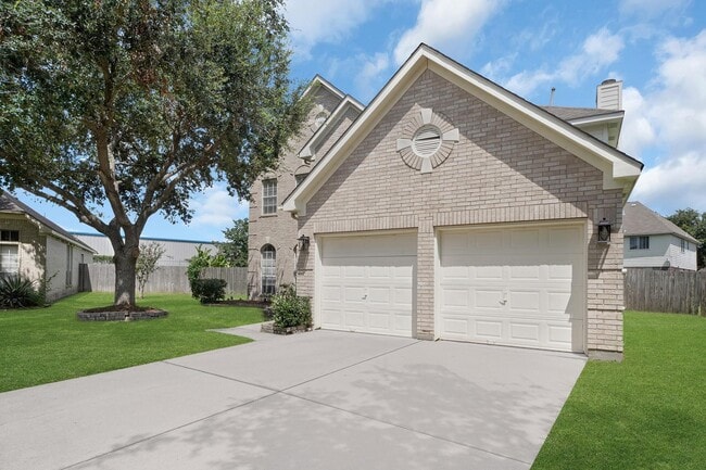 15322 Vintage Oak Ln in Sugar Land, TX - Building Photo - Building Photo