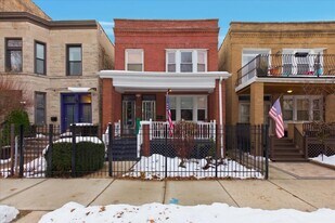 2708 N Richmond St in Chicago, IL - Building Photo
