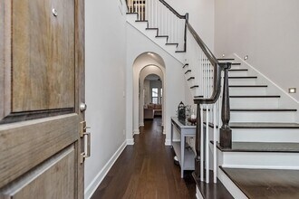 2011 Colorado St in Houston, TX - Building Photo - Building Photo