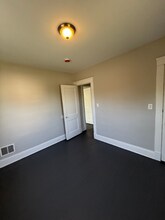 13710 Caine Ave in Cleveland, OH - Building Photo - Building Photo