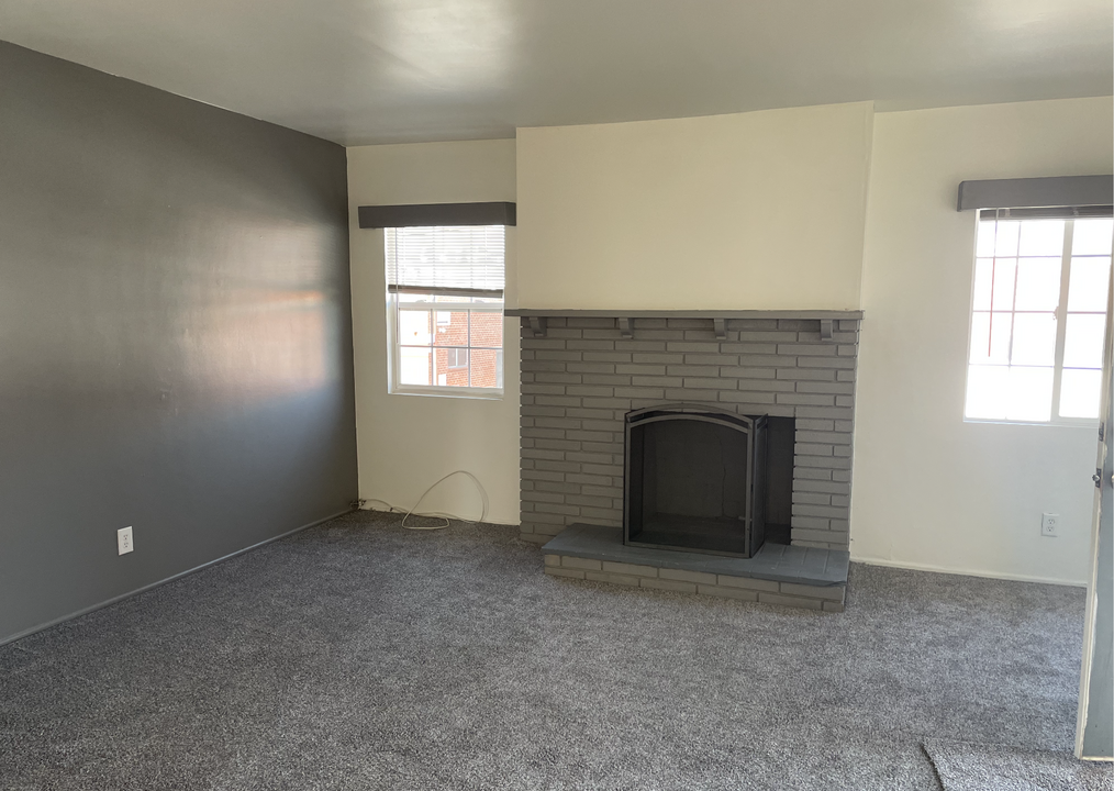 2906 Thornton Ave, Unit 4 in Burbank, CA - Building Photo