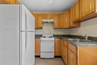 5410 Belle Vista Ave in Baltimore, MD - Building Photo - Building Photo