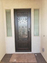 8552 W Midway Ave in Glendale, AZ - Building Photo - Building Photo