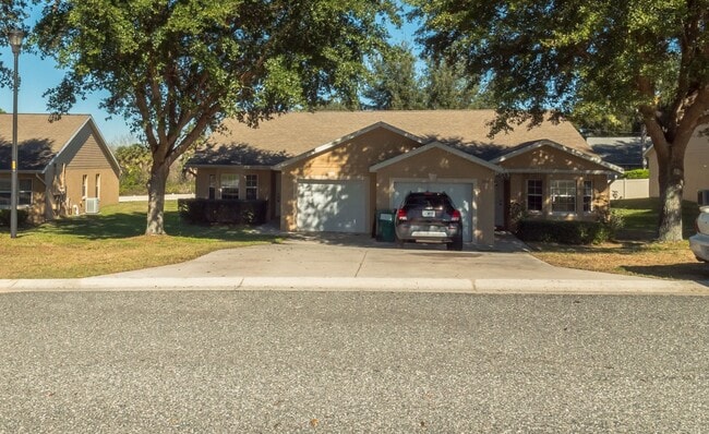 property at 1304 Wood Duck Ln