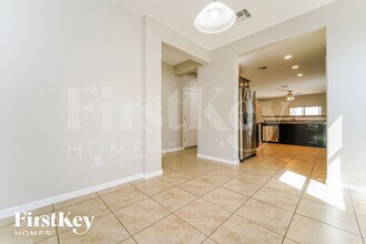 11282 W Artifact Quarry Dr in Marana, AZ - Foto de edificio - Building Photo