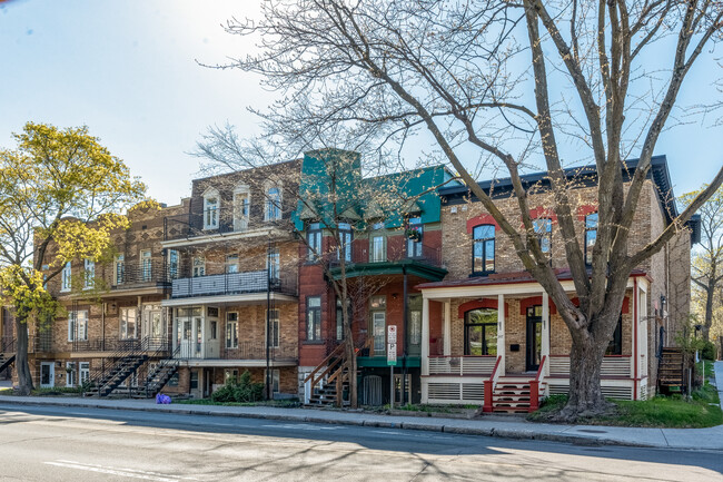 331 René-Lévesque Boul O in Québec, QC - Building Photo - Building Photo