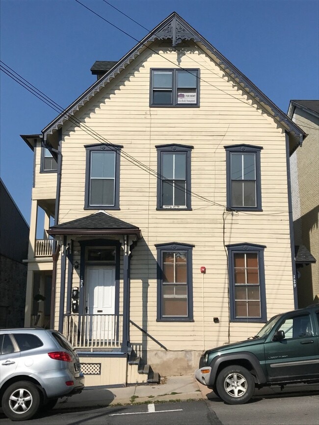 property at 127-129 N Spring St