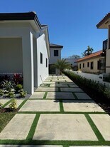 1205 Wallace St in Coral Gables, FL - Building Photo