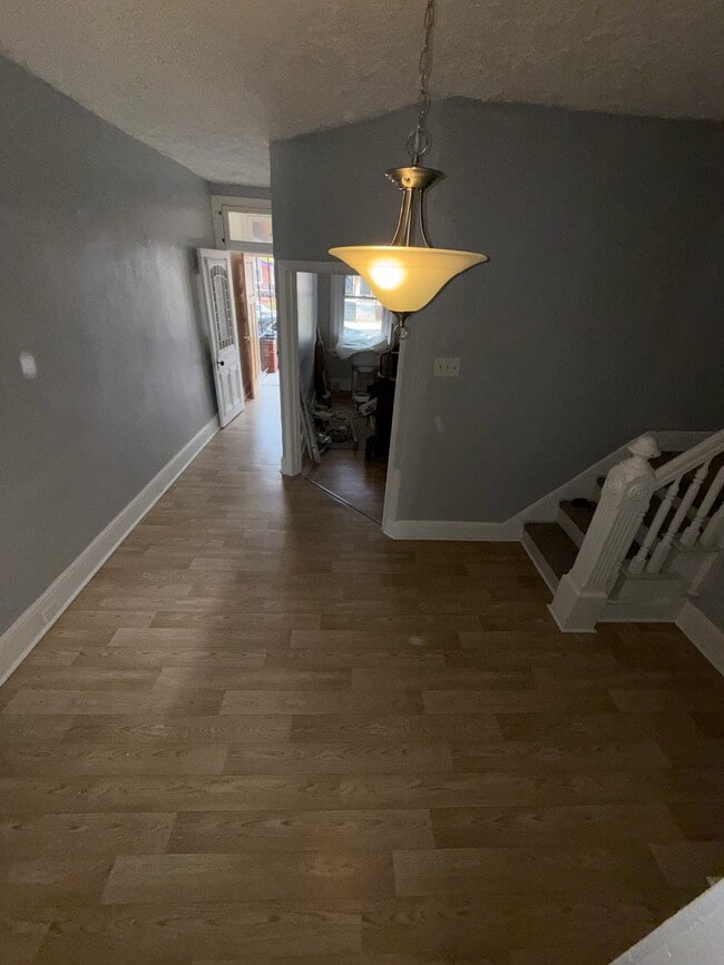 803 N DuPont St in Wilmington, DE - Foto de edificio - Building Photo