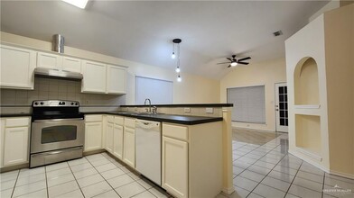 1105 N 45th St in McAllen, TX - Building Photo - Building Photo