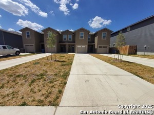 6515 Marcel Wy in San Antonio, TX - Foto de edificio