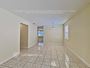 538 1st Cape Coral Dr in Winter Garden, FL - Building Photo - Building Photo