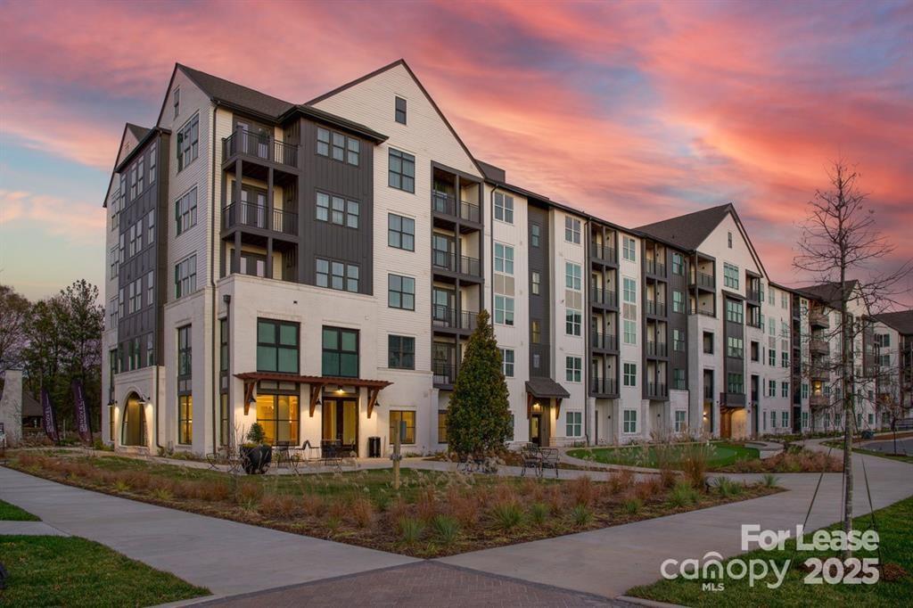 14011 Bespoke Rd in Charlotte, NC - Building Photo