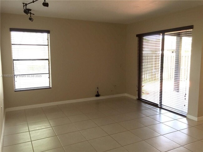 14970 SW 48th Terrace in Miami, FL - Building Photo - Building Photo