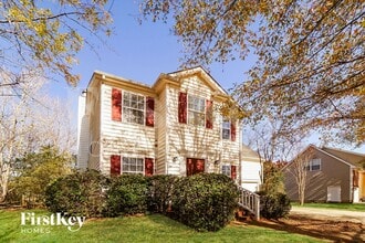 12301 Carolina Crossing Dr in Charlotte, NC - Foto de edificio - Building Photo