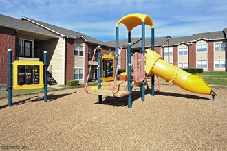 Stonebrook Village in Frisco, TX - Foto de edificio - Building Photo