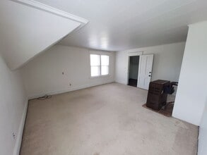 314 W 19th Ave in Oshkosh, WI - Building Photo - Building Photo