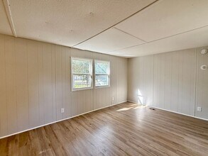 6415 Magnolia Dr in Millville, NJ - Building Photo - Building Photo