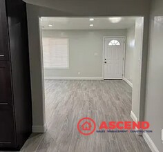 412 Cale Ct in Bakersfield, CA - Building Photo - Building Photo