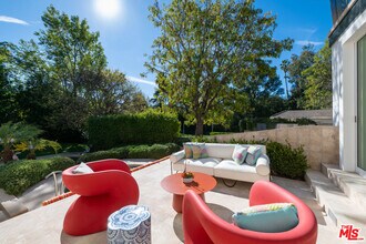 661 Doheny Rd in Beverly Hills, CA - Building Photo - Building Photo