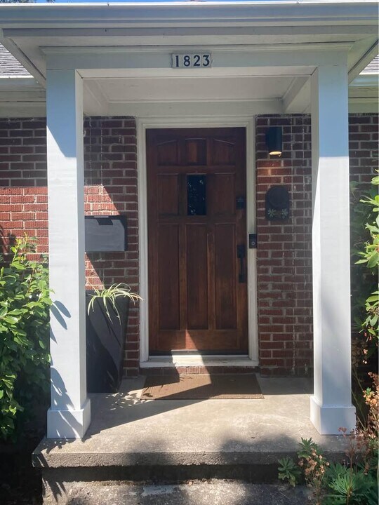 1823 N Watts St in Portland, OR - Building Photo