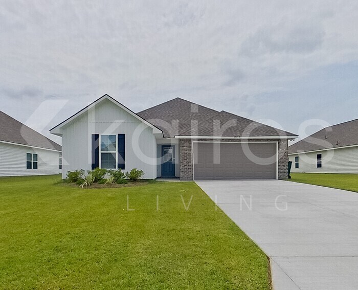 13754 Willowmore Dr in Denham Springs, LA - Building Photo