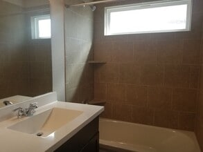 8511 Cassia Cove in Converse, TX - Foto de edificio - Building Photo