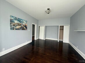 1515 Oneida St in Utica, NY - Building Photo - Building Photo